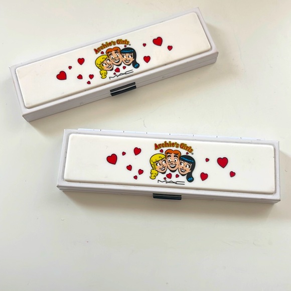 MAC Archie - Bundle of Eyeshadow Quads - Caramel Sundae & Spoiled Rich - Picture 1 of 5